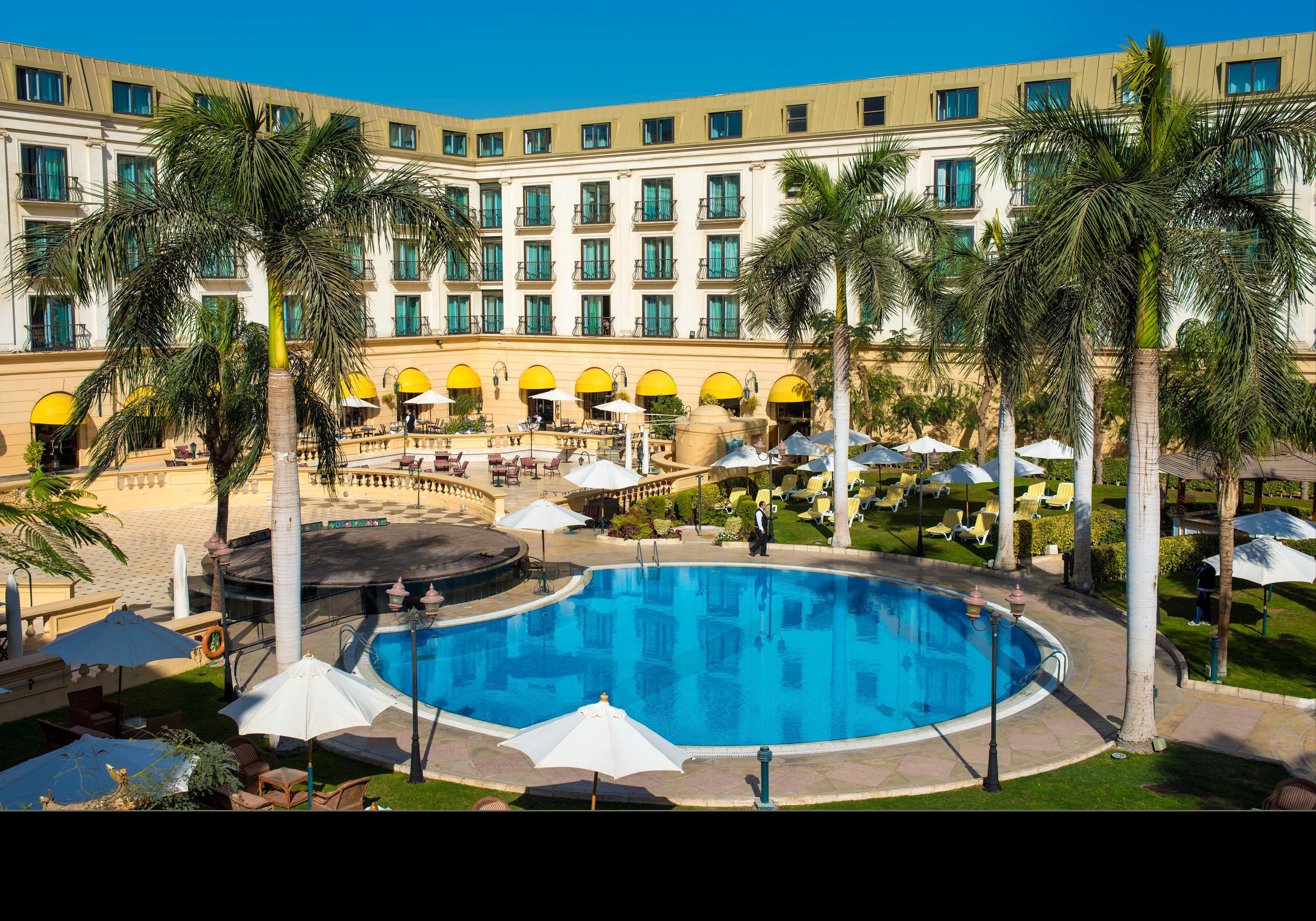 콘코드 엘 살람 호텔 카이로 외부 사진 The pool at the hotel
